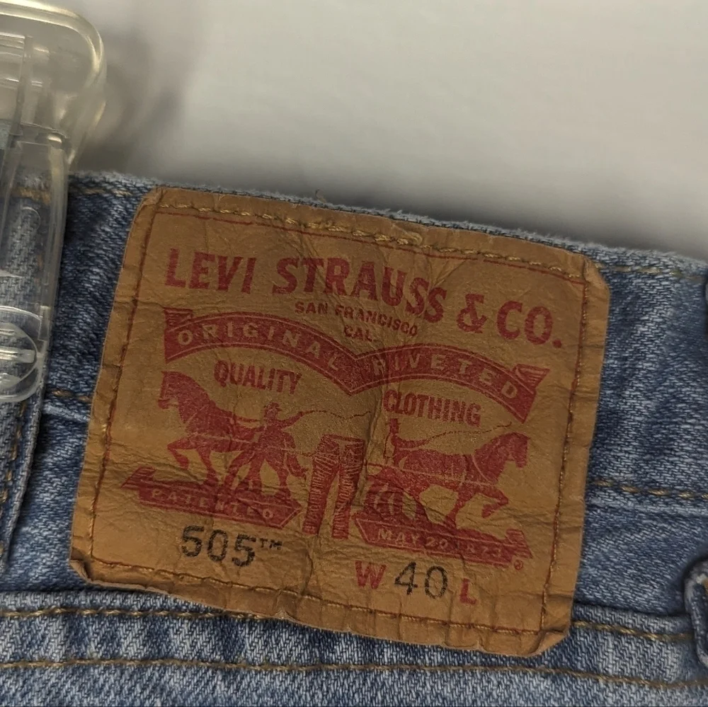 Y2K Levi Jean Shorts Men's 40 waist